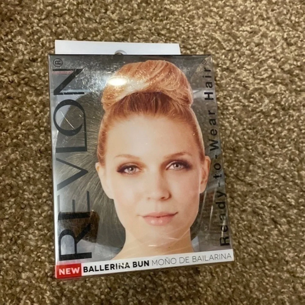 NWT Revlon sugar cookie volumizing bun for hair hair accessories Volume Bun